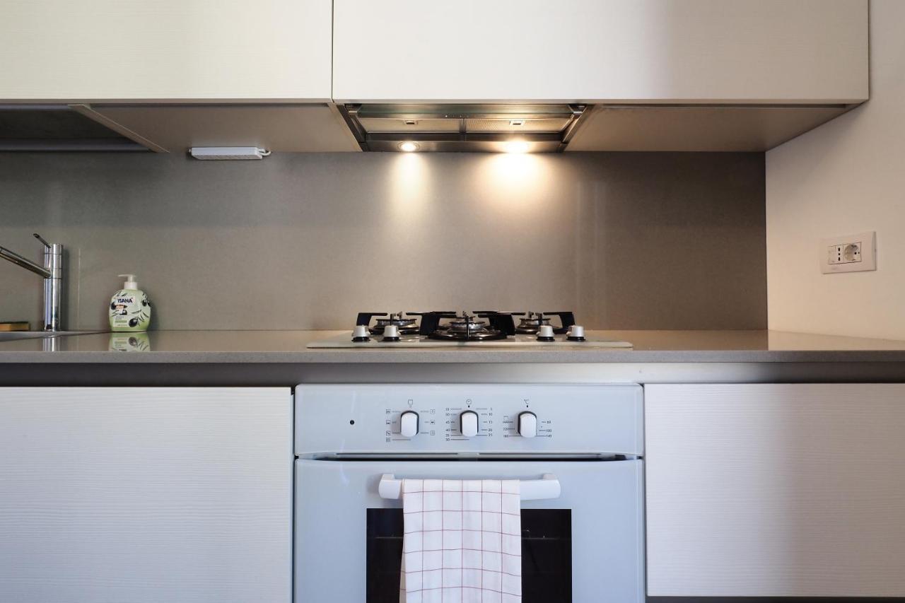 Primopiano - Cantoni Apartment Милано Екстериор снимка
